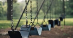 Custom AI Agents vs Generic Chatbots: Why One-Size-Fits-All Fails in Business